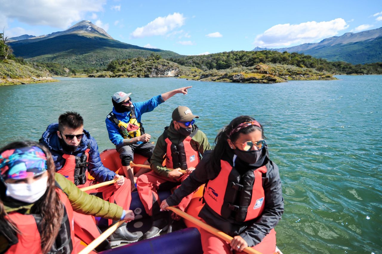 Trekking & Canoas (V) — Ushuaia