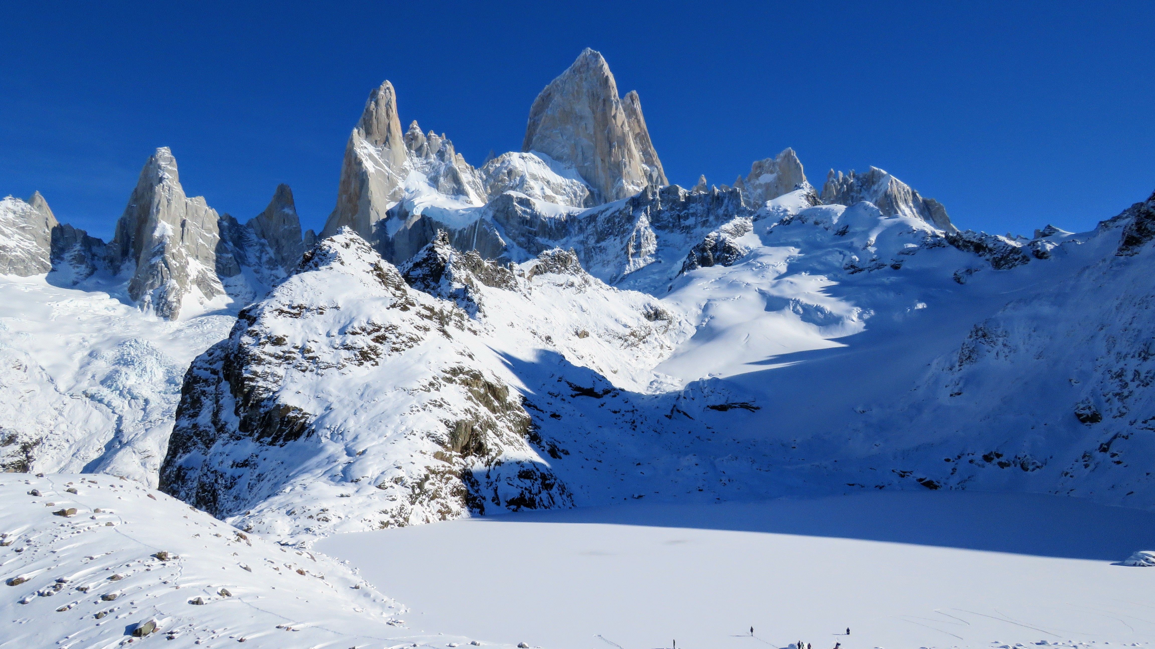 Trekking Clásico · Fitz Roy y Cerro Torre · 6 días — Patagonia
